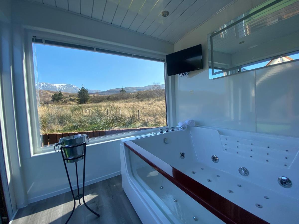Highland Stays - Ben View Studio Pod & Jacuzzi Bath Φορτ Γουίλιαμ Εξωτερικό φωτογραφία